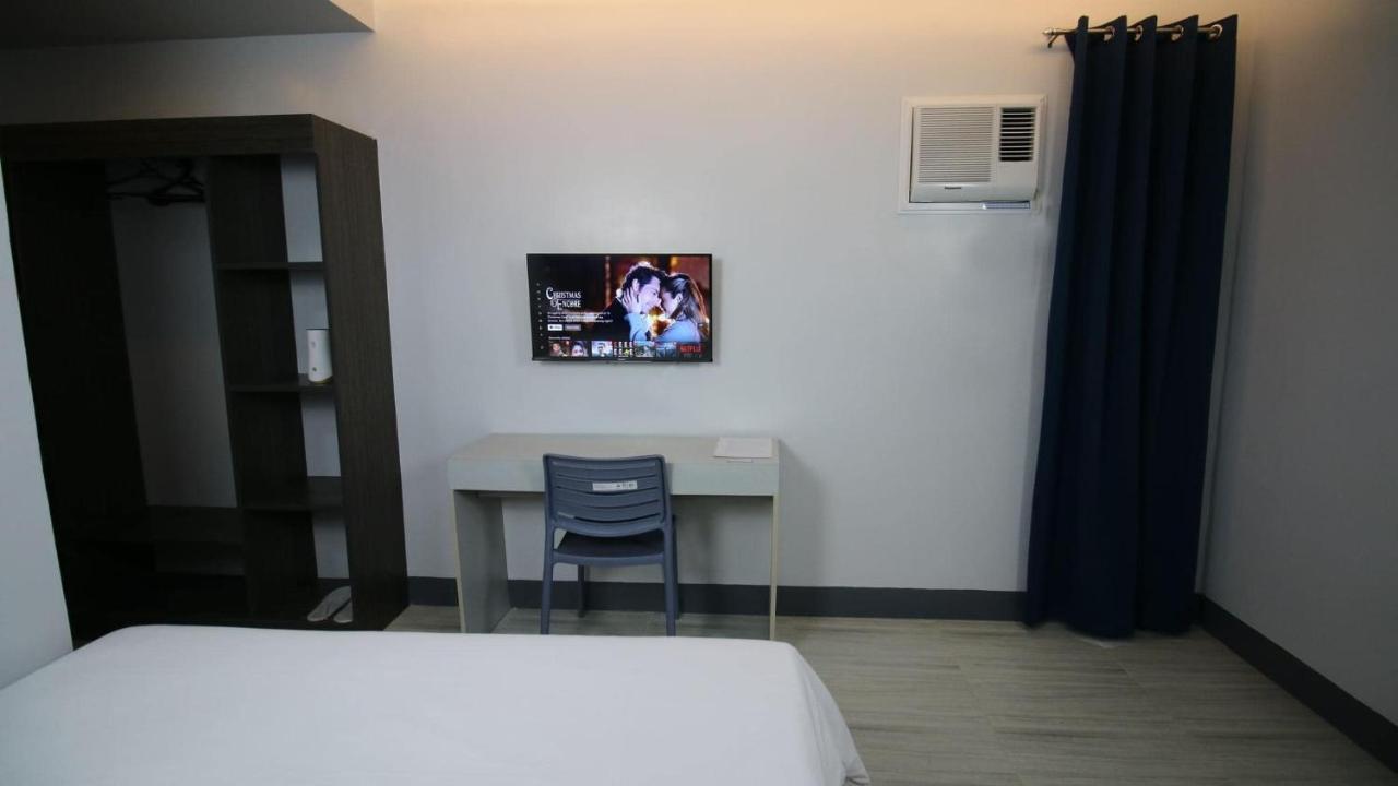 Sands Hotel Nasugbu Ngoại thất bức ảnh