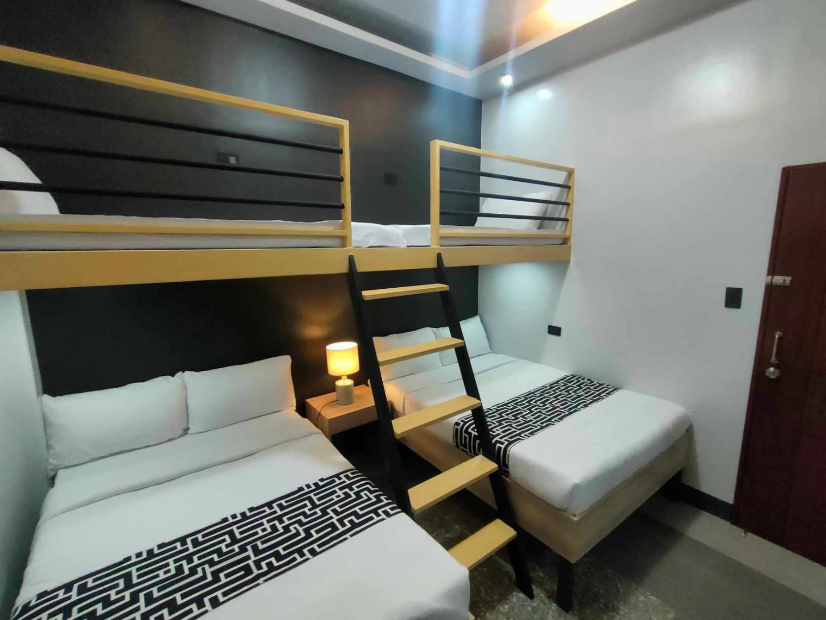 Sands Hotel Nasugbu Ngoại thất bức ảnh